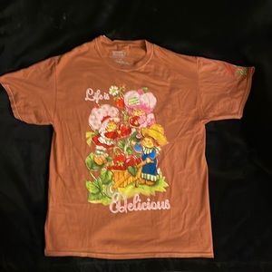 Strawberry Shortcake "Life is Delicious" T-shirt. XL